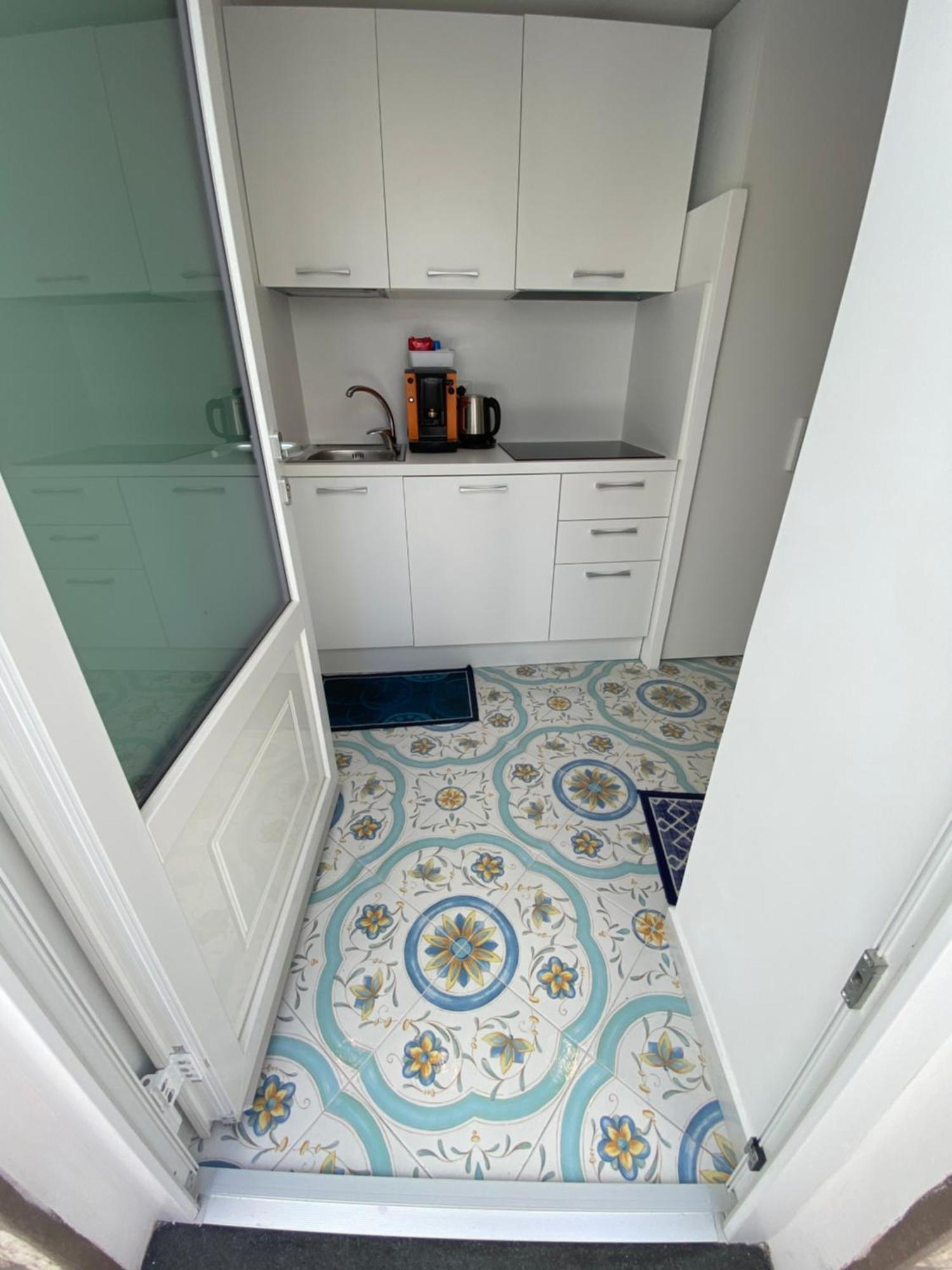 La Piccola Suite Анакапри Екстериор снимка